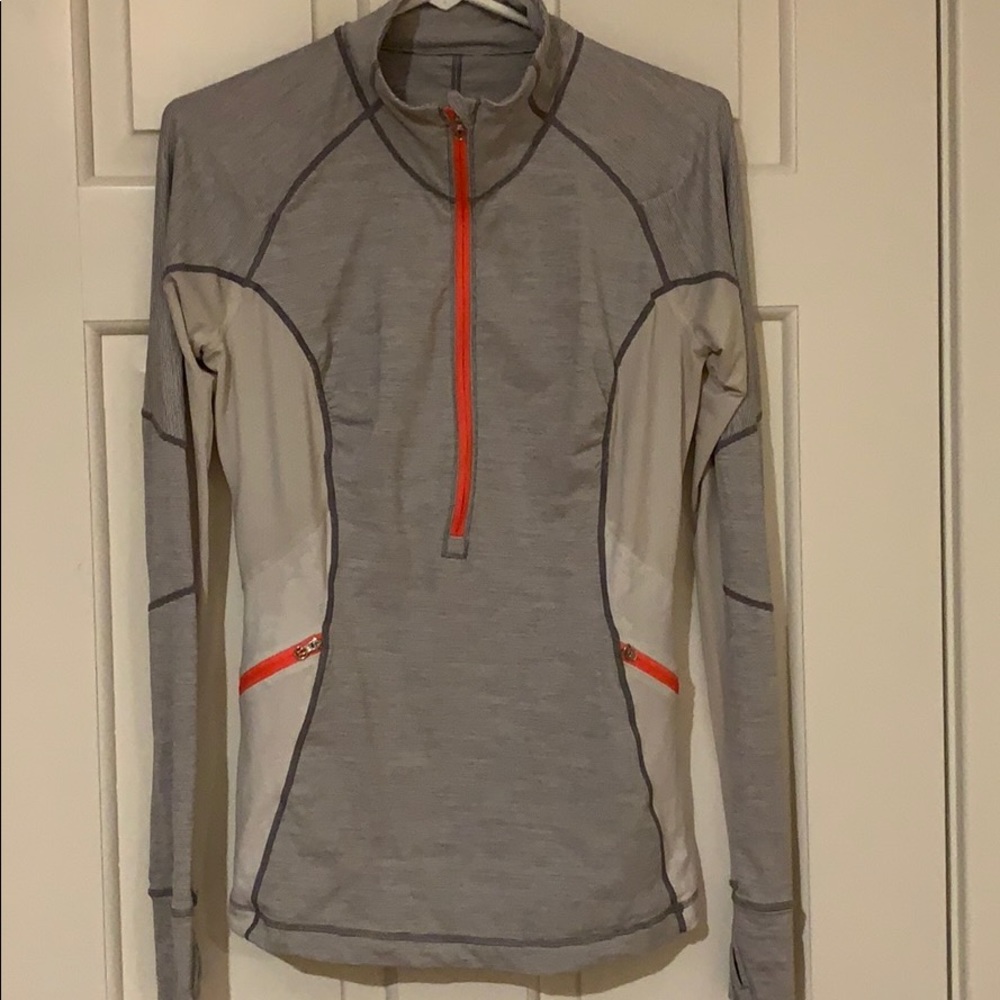 Lululemon running top